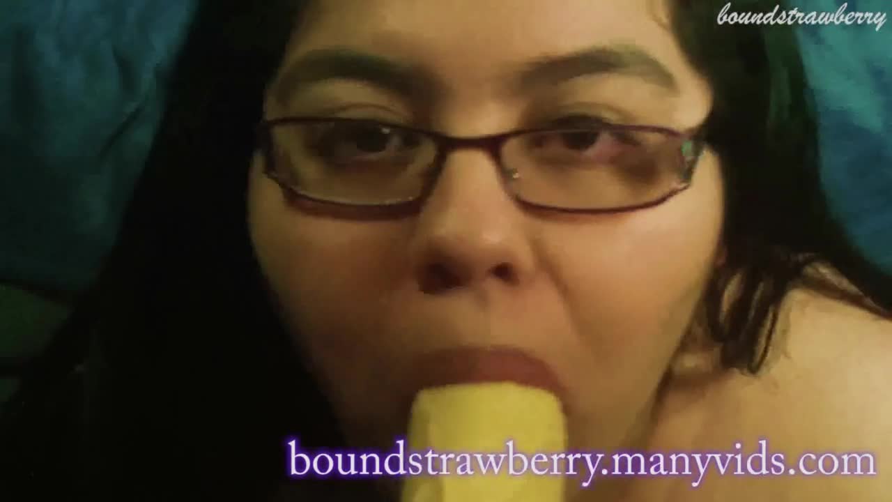BoundStrawberry Big Boobs Shoeplay Pool