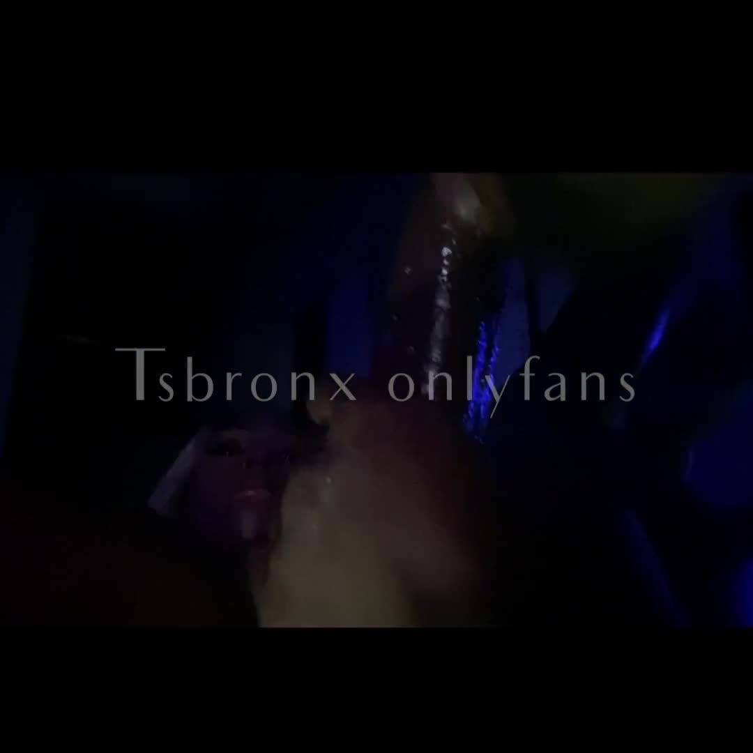 Tsbronx - Blonde Finger Fucking Tutorial