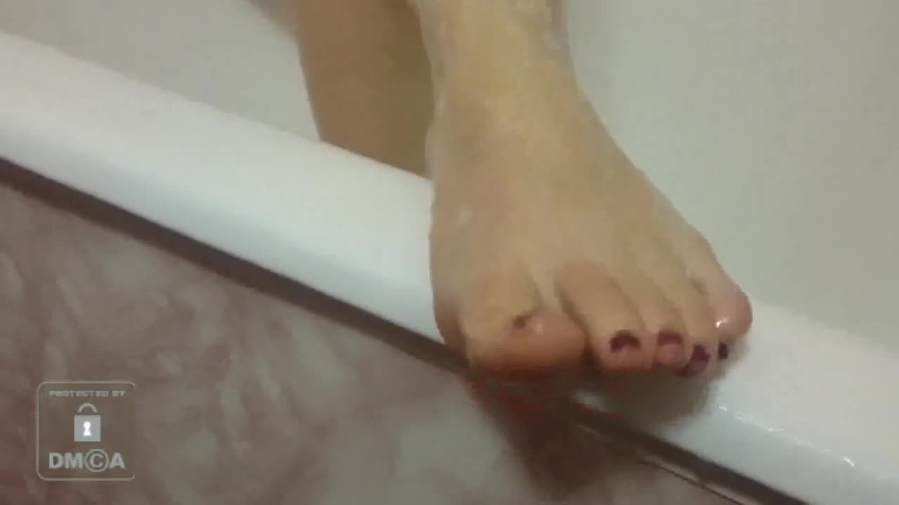 linely25 Tan Body Foot Tickling Erotic Scene