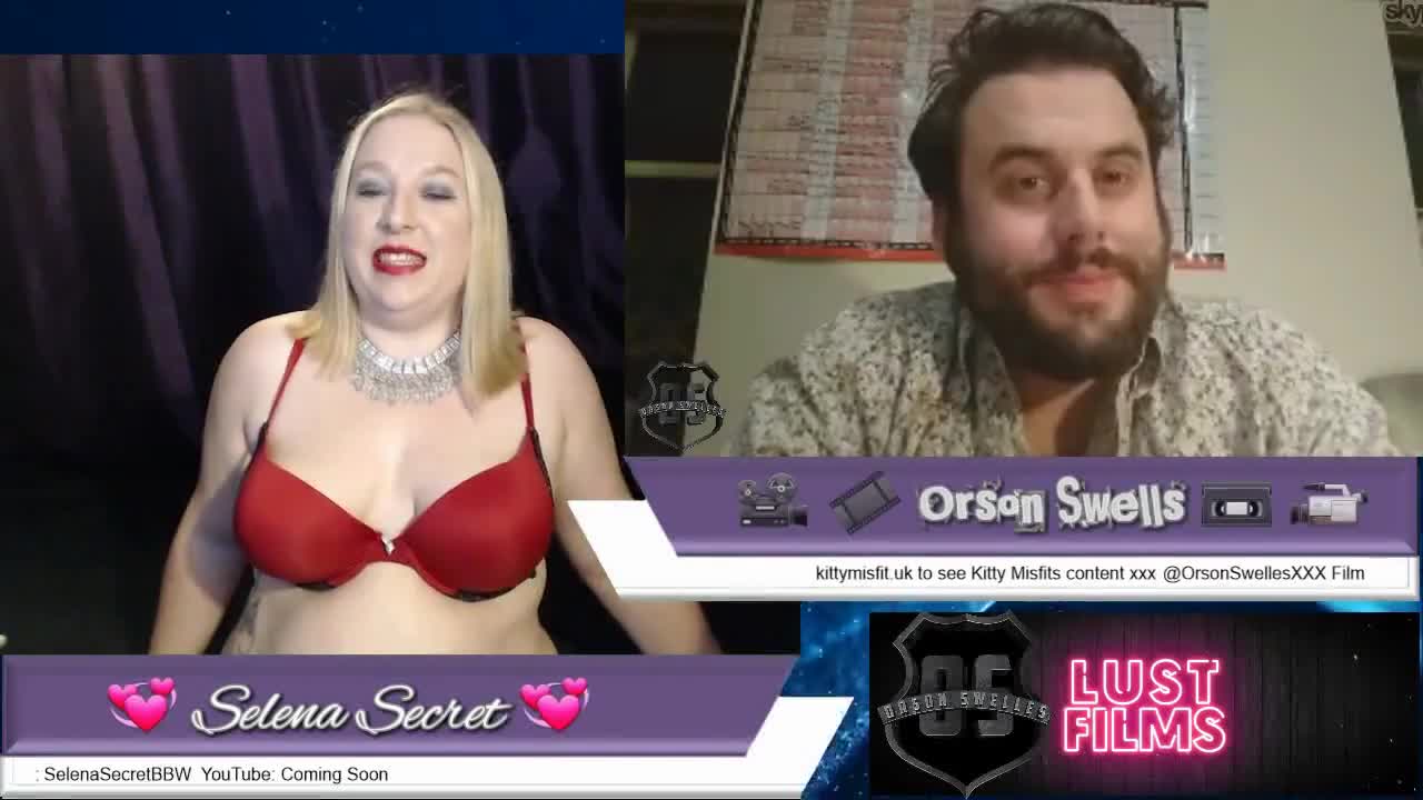 SelenaSecret Shaved Self-fuck Casino