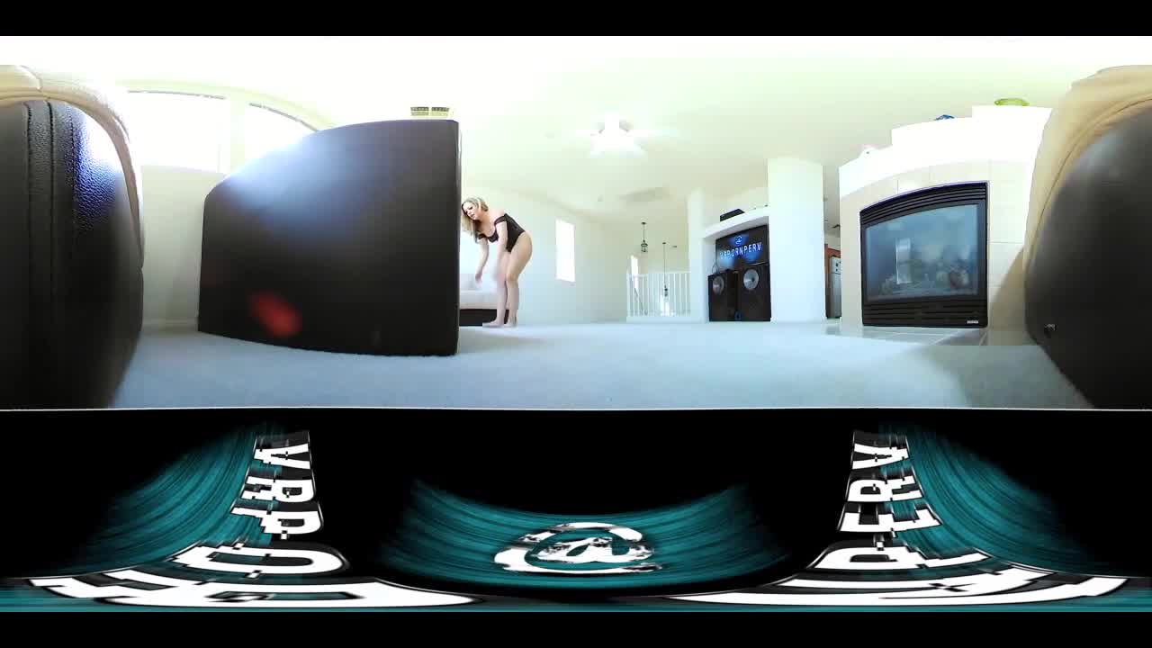 VR Porn Perv - Kitty Walking Halloween