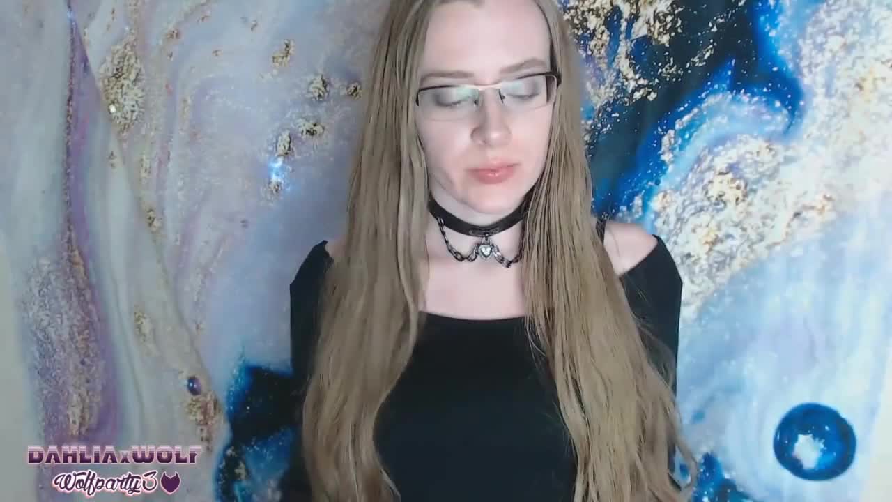 dahliaxwolf - Camel Toe Swallowing / Drooling Intro