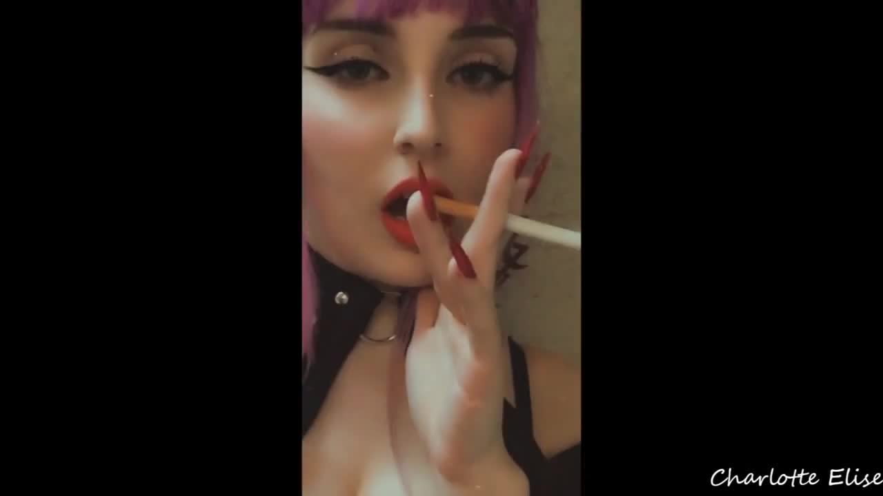 missxxcharlotte - GILF Strong Women In The Bathroom