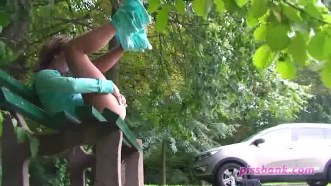 PublicPeeing Small Tits Blow Bang Alternative