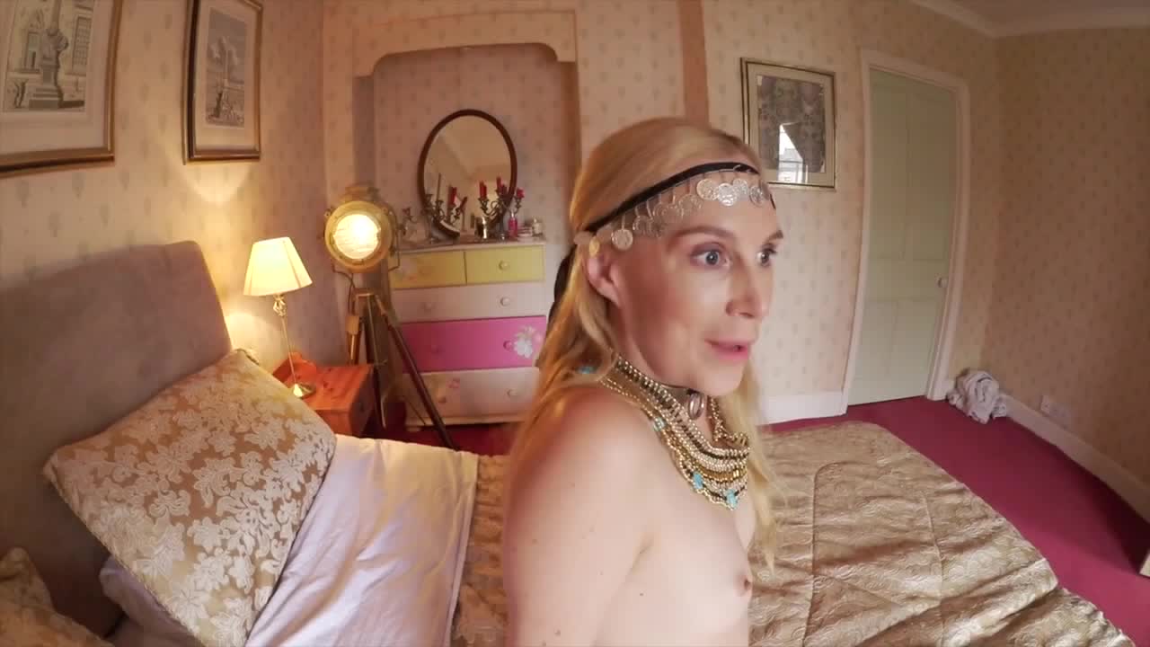 Ariel Anderssen - Charming Virtual Sex Photo Shoot