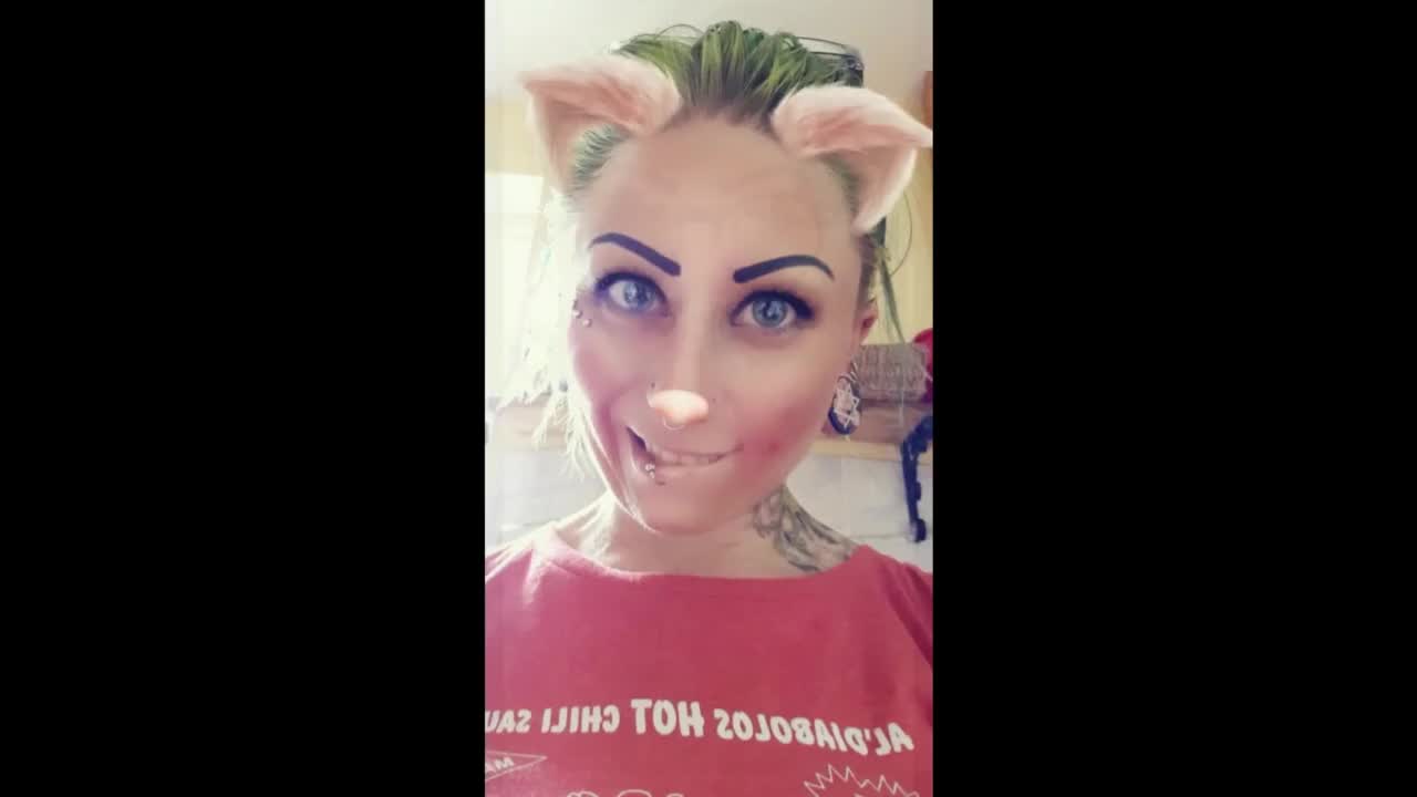 TattooedMilfyMama Happy Pussy Pumping Stories