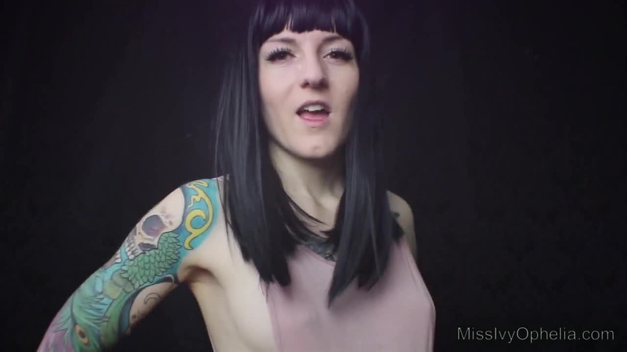 MissIvyOphelia - Teasing Eye Contact Free