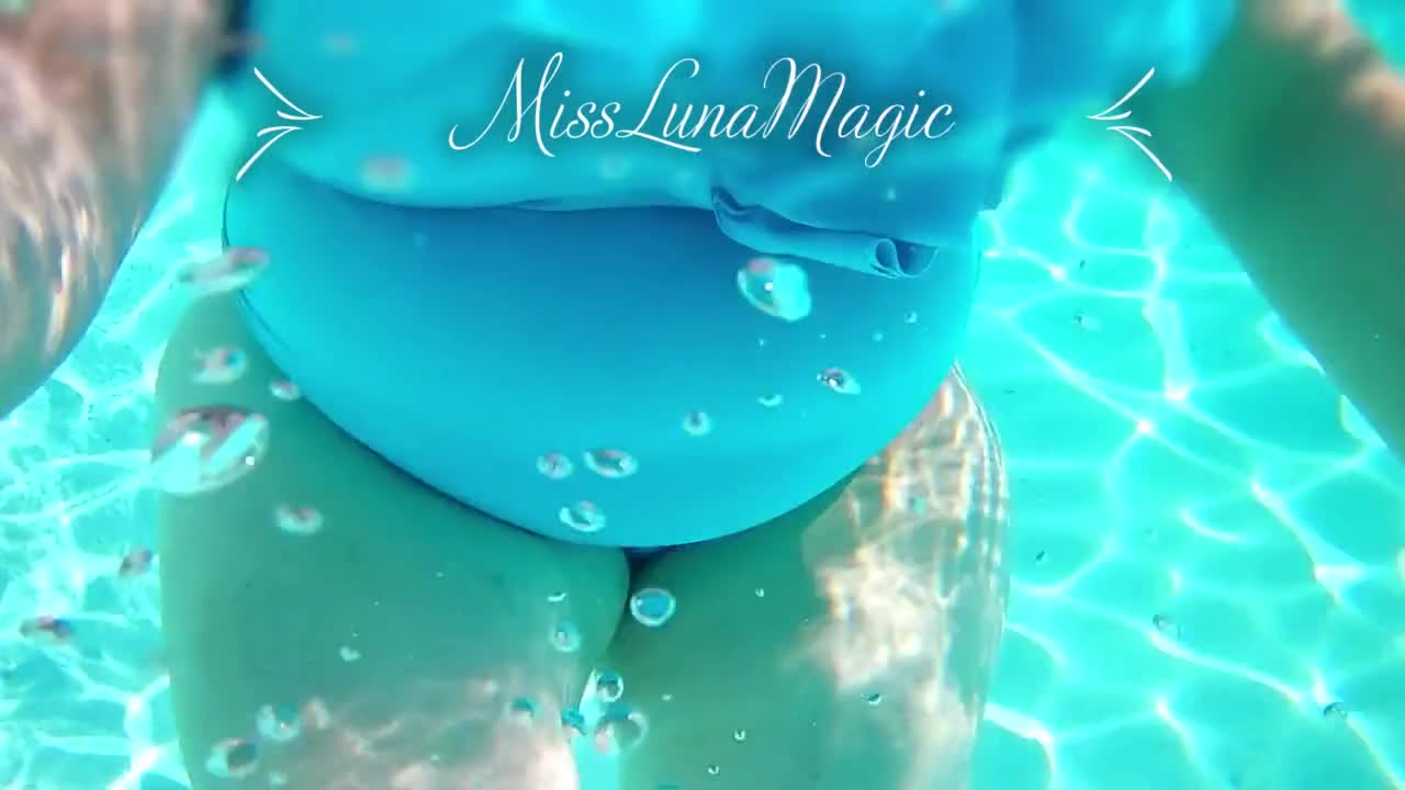 Miss_Luna_Magic - Live Ass Shaking Garden