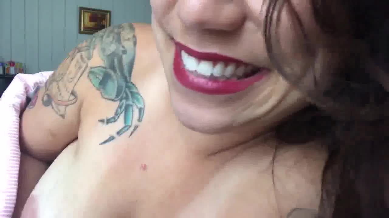 EllieBoulder Big Boobs Deepthroat In Shower