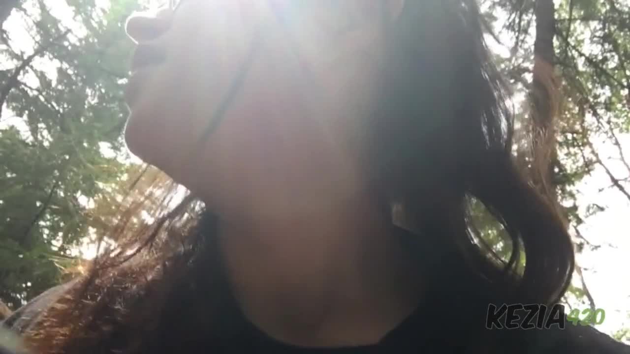 kezia420 - Shaved Tit Punching Vlog
