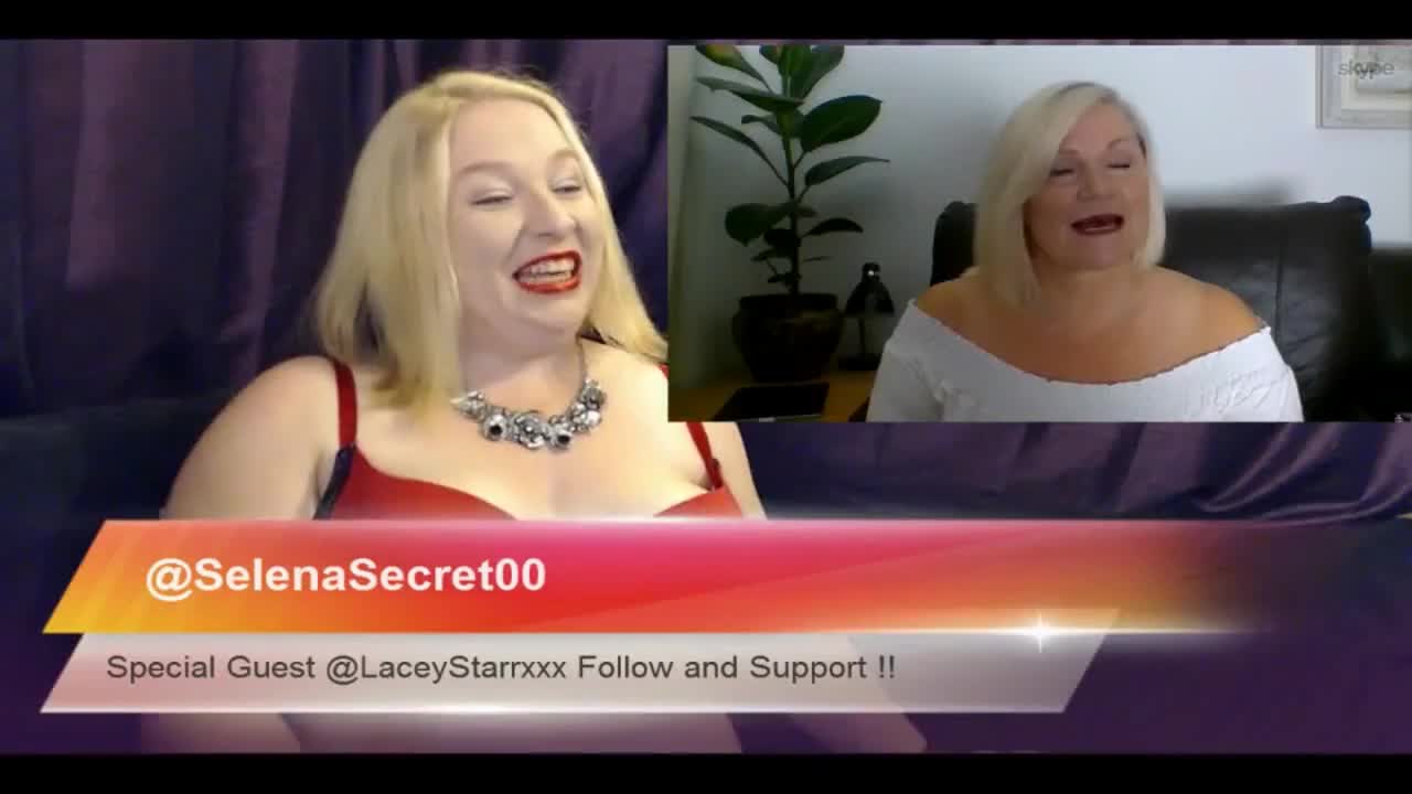 SelenaSecret Erotic Pussy Spreading Backstage