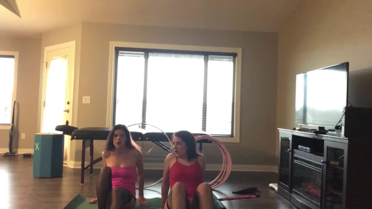 Riley Rae Friends Double Domination Advice