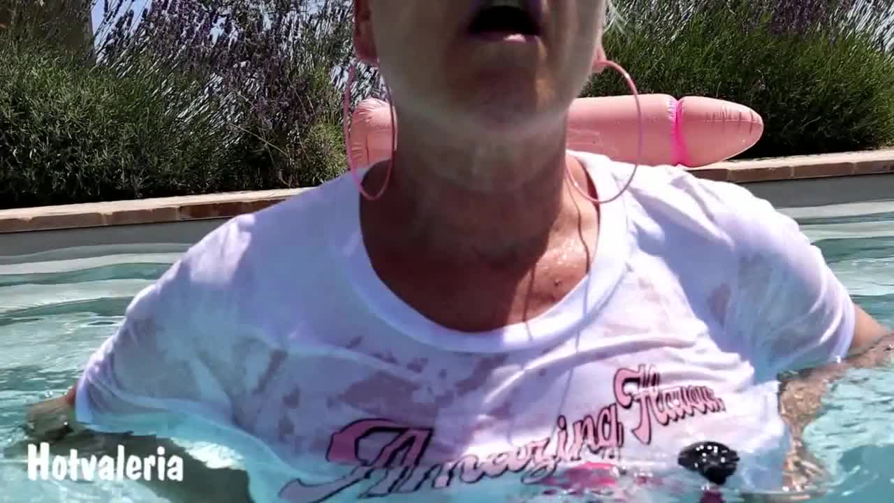 Hotvaleria - Big Boobs Pussy Stretching Video editing