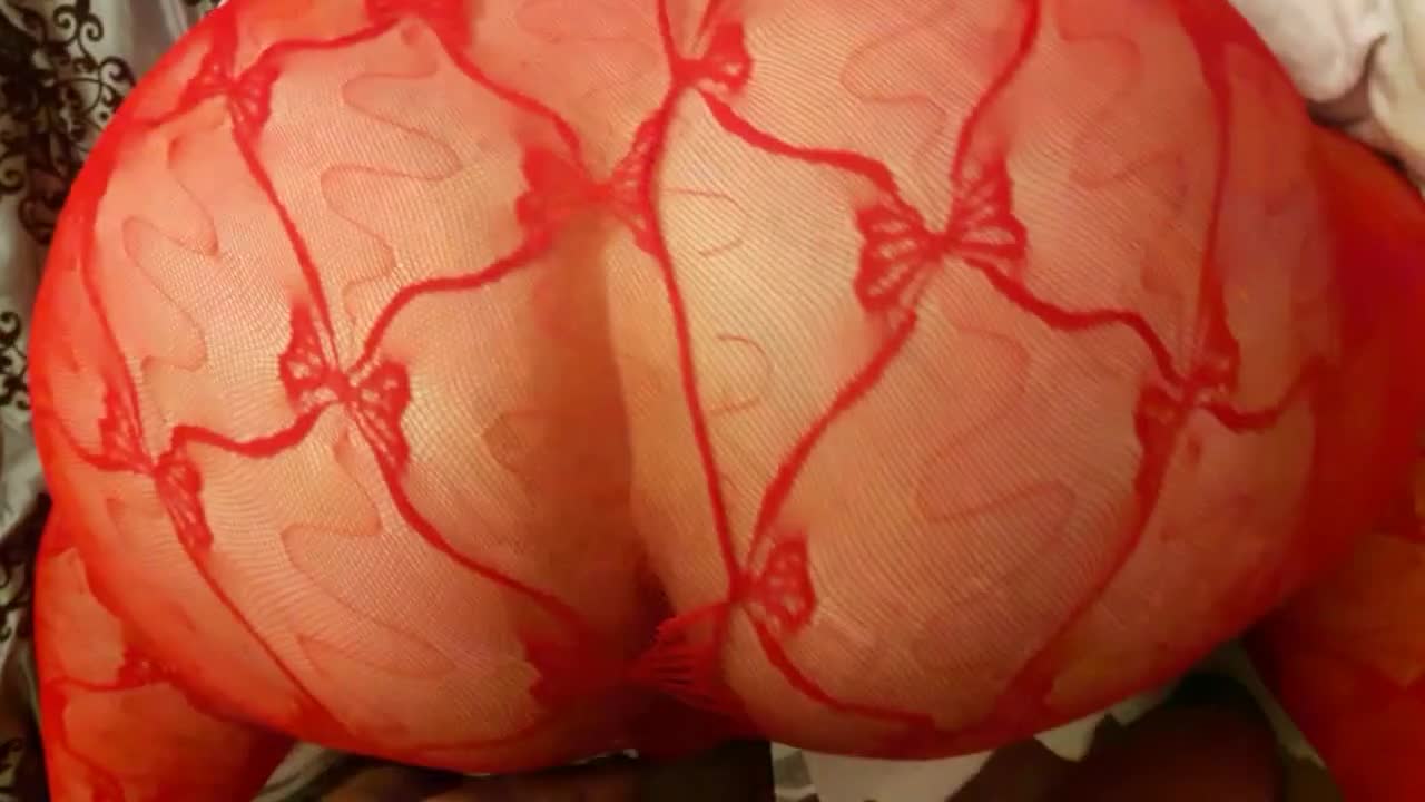 24kBBC - Porno Strip Tease Caught